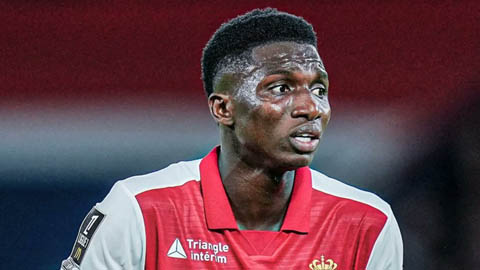 Tin bóng đá tối 18/9: Liverpool muốn nẫng tay trên Chelsea vụ Lamine Camara